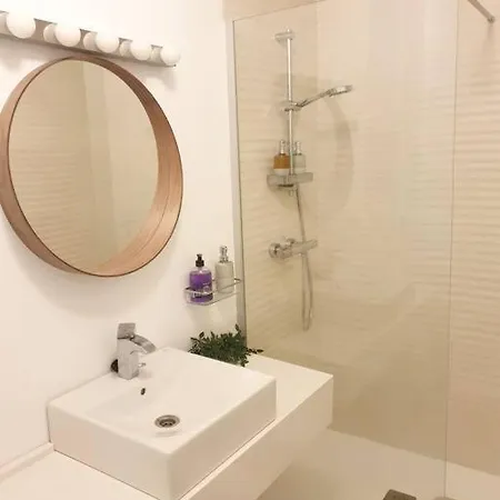 2 Bed Luxury In Estepona, Parking & Pools *