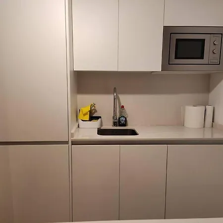 2 Bed Luxury In Estepona, Parking & Pools Appartamento *